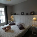 فندق مبيت وإفطار De La Cour Campandré-Valcongrain