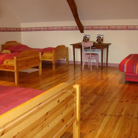De La Cour Bed & Breakfast *