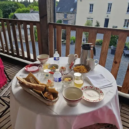 De La Cour Campandré-Valcongrain