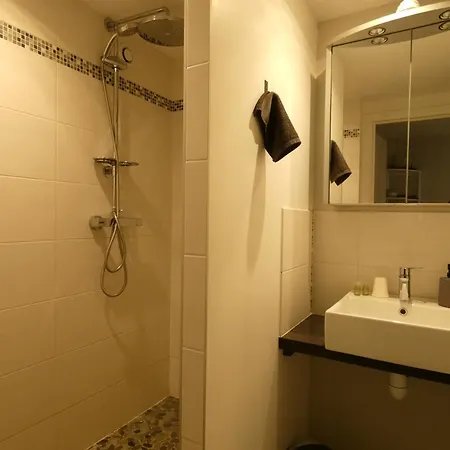 De La Cour 4* Campandre-Valcongrain