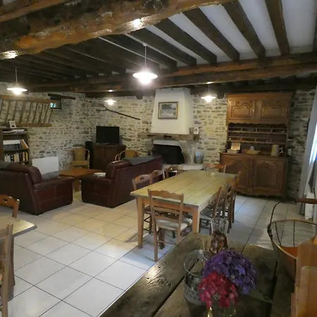 Bed & Breakfast De La Cour 4*