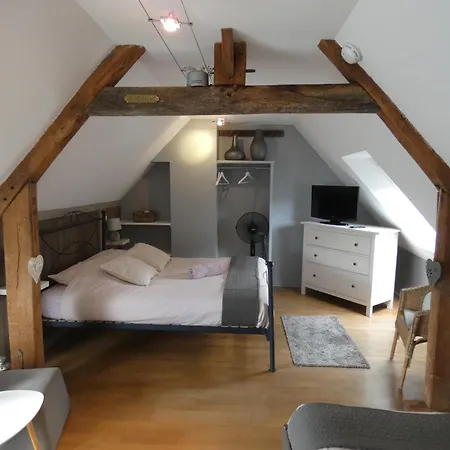 De La Cour 4*
