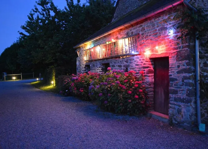 住宿加早餐酒店 考尔住宿加早餐旅馆 Campandré-Valcongrain